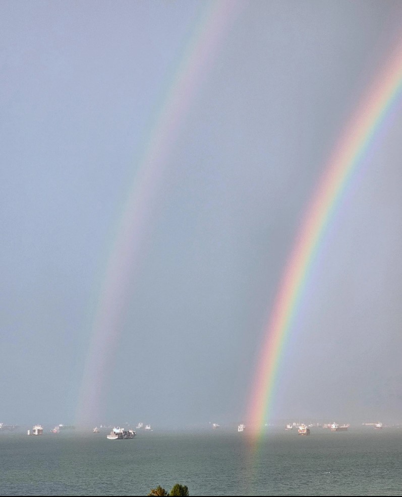 Giant double rainbow appear in Singapore sky explained, Singapore